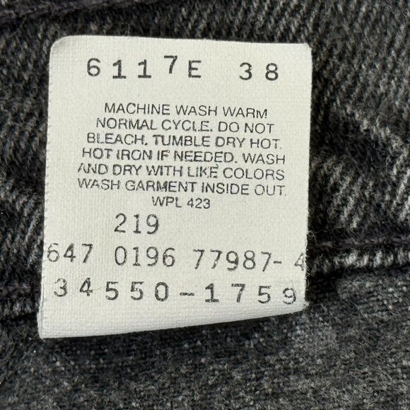 Levis 550 Denim Shorts Womens 38 High Waist Mom Cut Off Jeans Booty Distressed - Picture 10 of 10